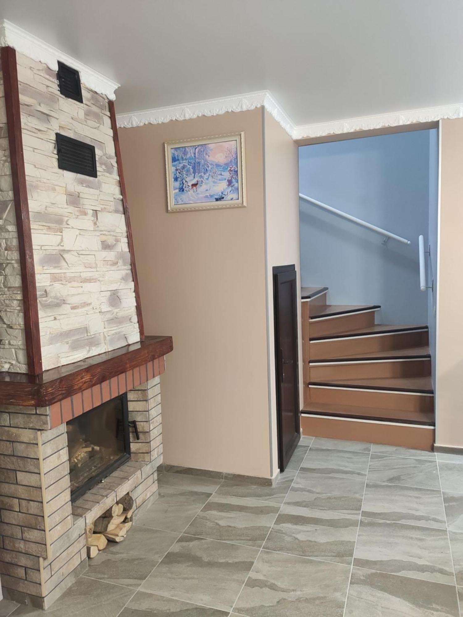 "У Пасічника" Котедж Для Сім'Ї Iaremcea Exterior foto